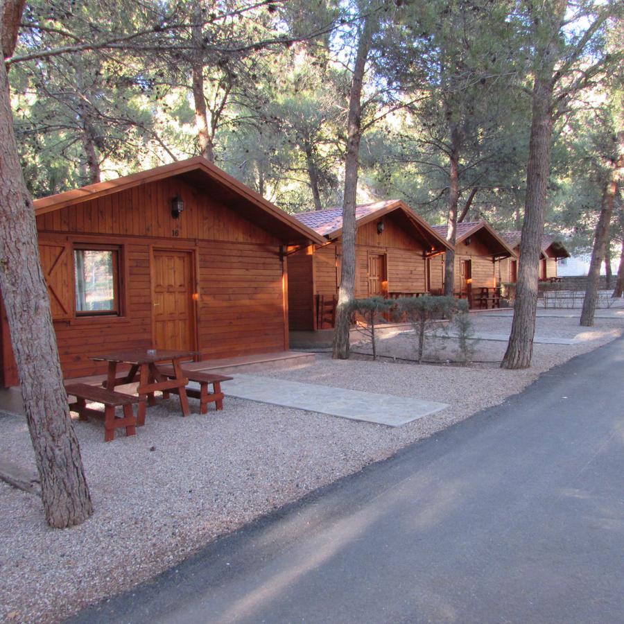 Camping-Bungalows Ciudad De Albarracín Εξωτερικό φωτογραφία
